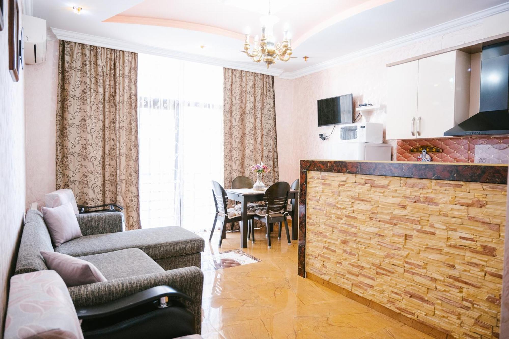 Ekaterine'S Apartments Batumi Ngoại thất bức ảnh