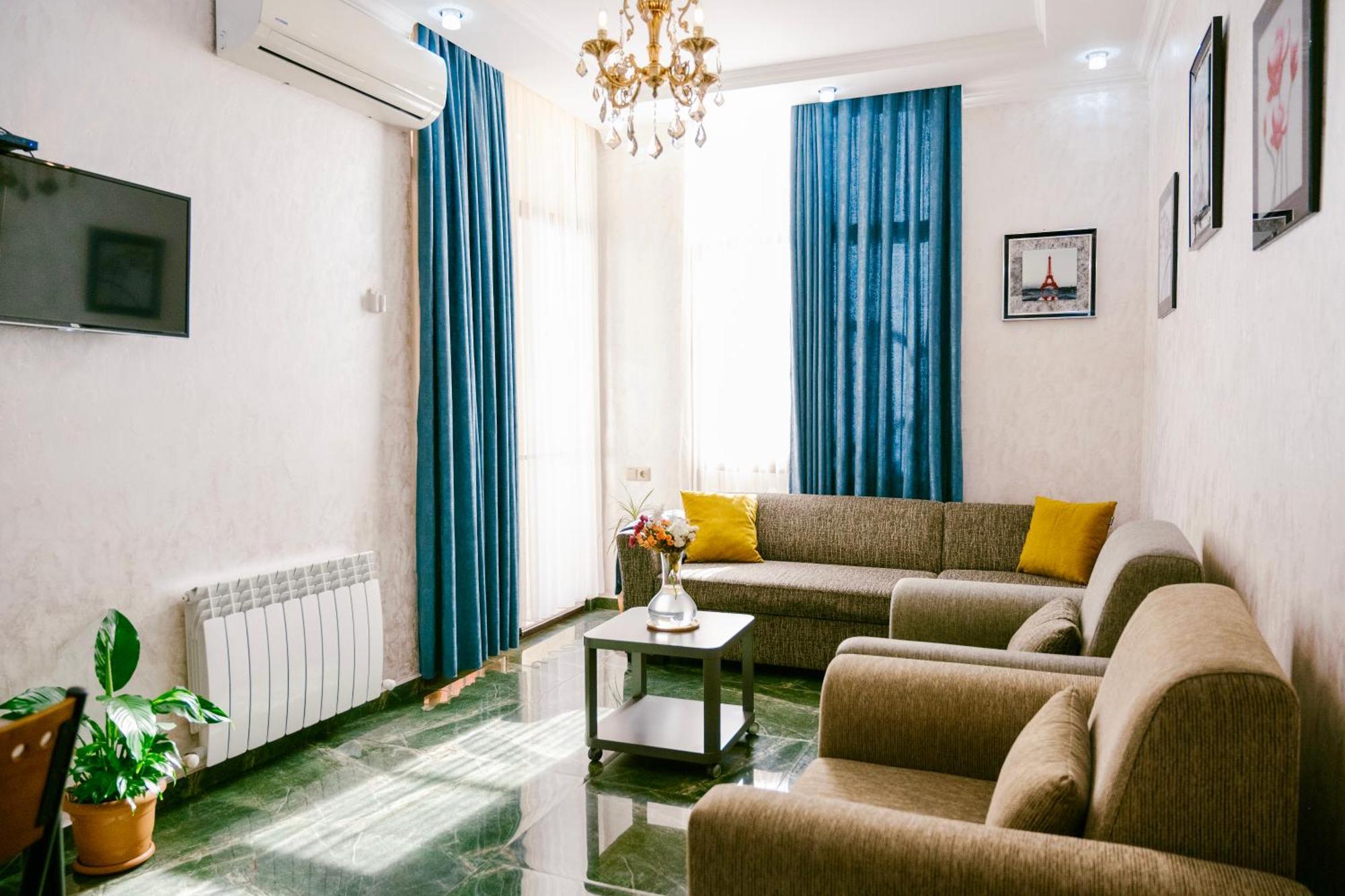 Ekaterine'S Apartments Batumi Ngoại thất bức ảnh