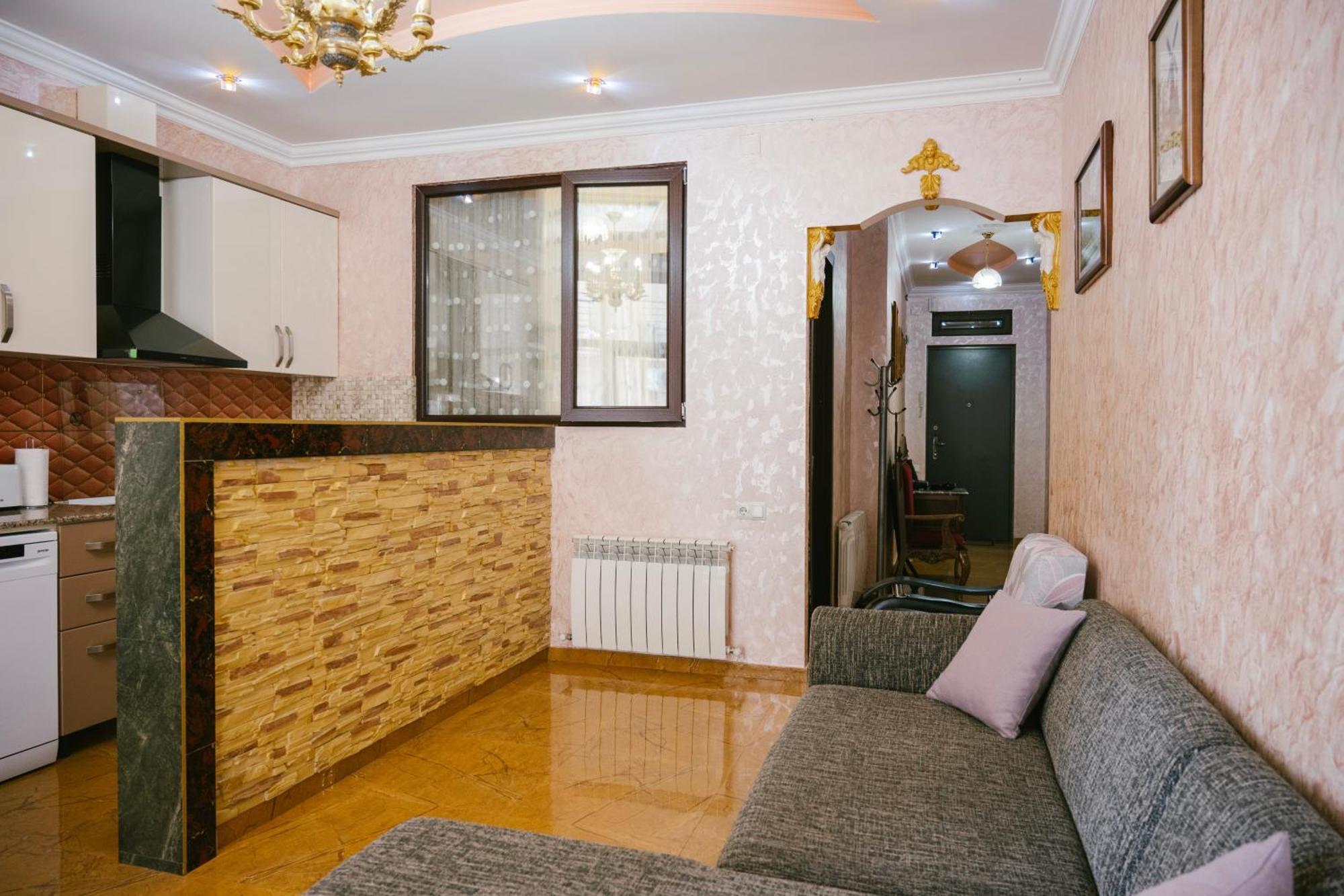 Ekaterine'S Apartments Batumi Phòng bức ảnh