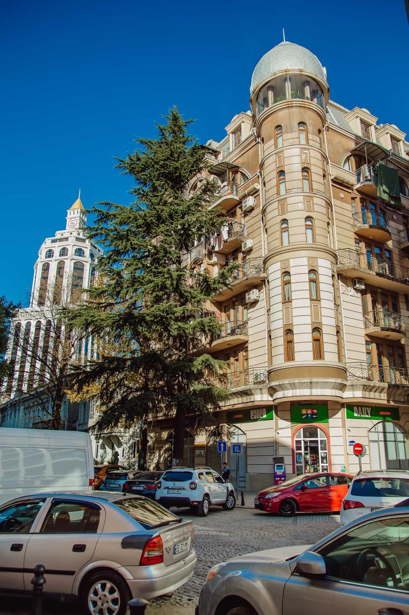 Ekaterine'S Apartments Batumi Ngoại thất bức ảnh